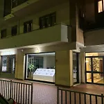 Show Me Florence 2 Bedroom Appartment Duomo & Airport Tram