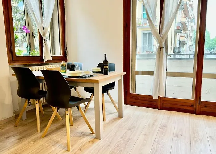 Show Me Florence 2 Bedroom Appartment Duomo & Airport Tram