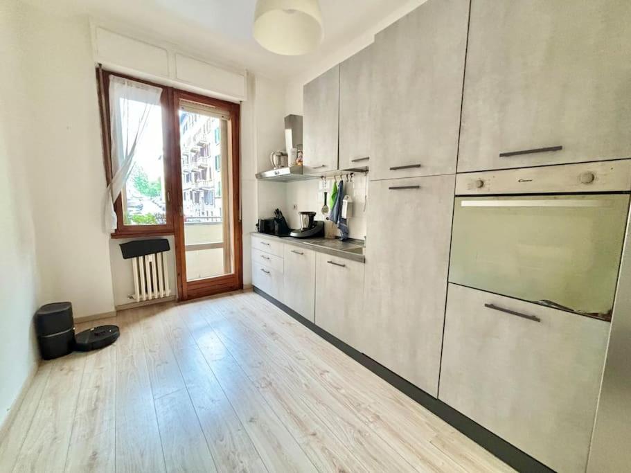 Show Me 2 Bedroom Duomo & Airport Tram *